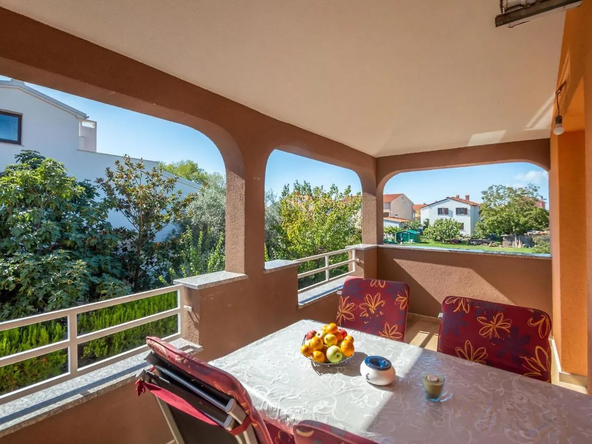 Holiday Home House Eric&Paolo Pula 0*,