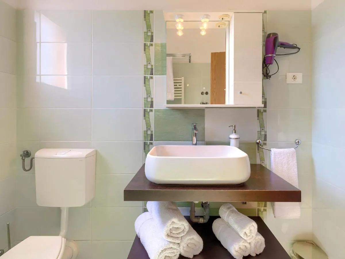 Holiday Home House Eric&Paolo By Interhome Pula 0*,
